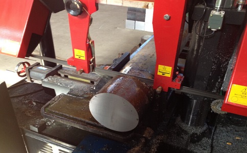 江海卧式带锯床加工时出现明显振荡如何排查？